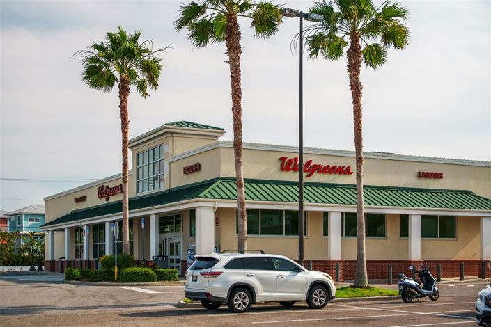 Image No.70-2 Bed Property for sale