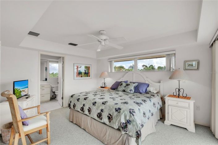 Image No.42-3 Bed Property for sale