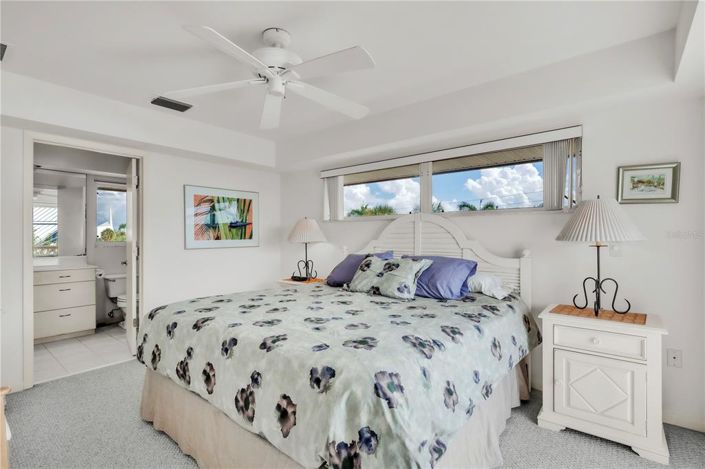 Image No.43-3 Bed Property for sale