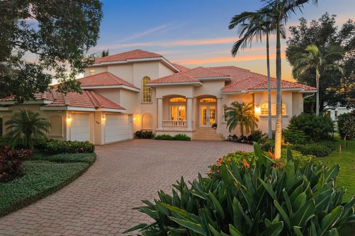 Image No.2-Propriété de 5 chambres à vendre à Sarasota