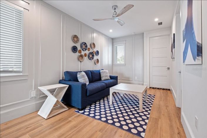 Image No.34-6 Bed Property for sale