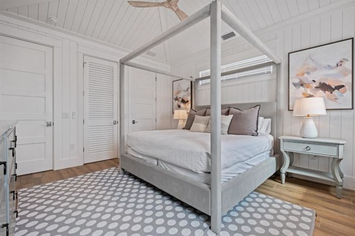 Image No.43-6 Bed Property for sale