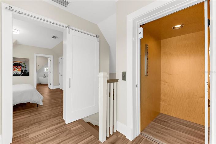 Image No.16-Propriété de 4 chambres à vendre à Sarasota