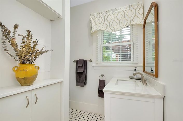 Image No.17-Propriété de 2 chambres à vendre à Sarasota