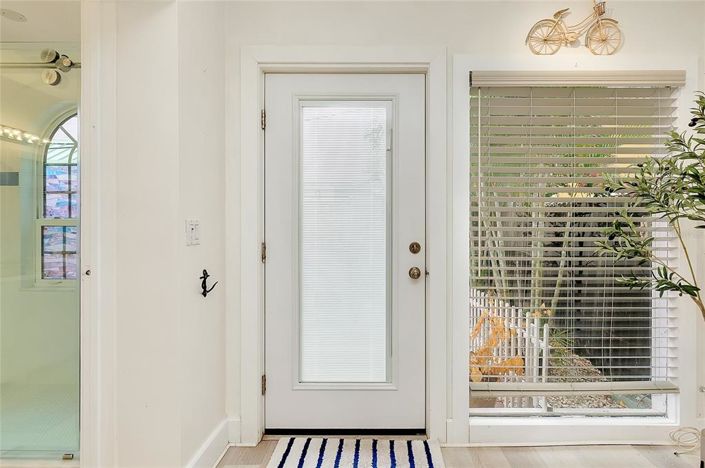 Image No.19-Propriété de 2 chambres à vendre à Sarasota