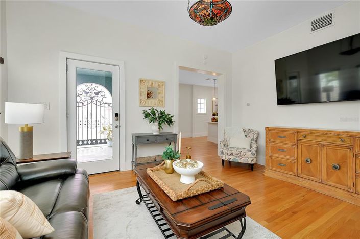 Image No.4-Propriété de 2 chambres à vendre à Sarasota