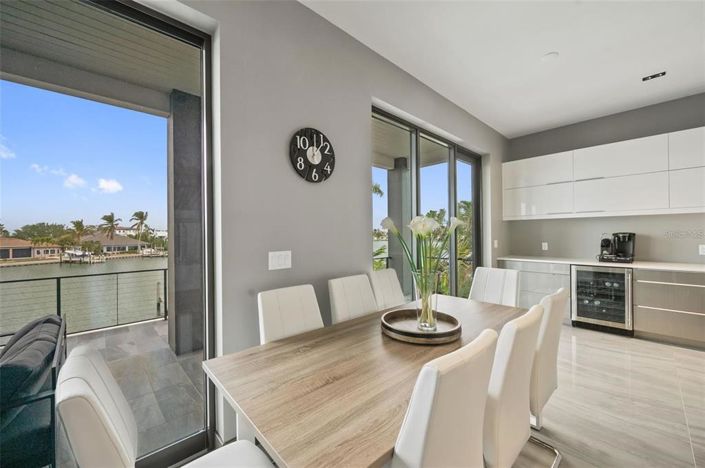 Image No.11-Propriété de 6 chambres à vendre à Treasure Island