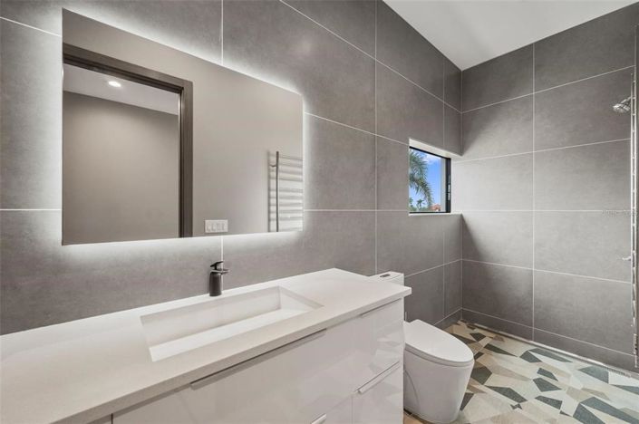 Image No.24-Propriété de 6 chambres à vendre à Treasure Island