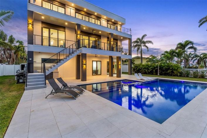 Image No.70-Propriété de 6 chambres à vendre à Treasure Island