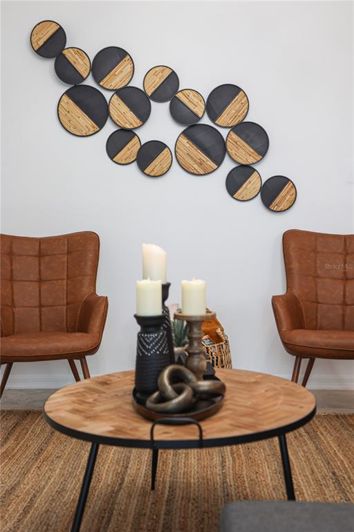 Image No.24-2 Bed Property for sale