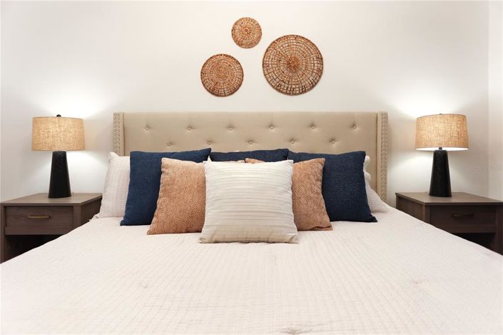 Image No.28-2 Bed Property for sale