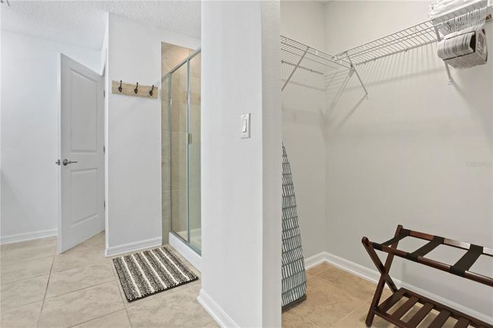 Image No.36-2 Bed Property for sale