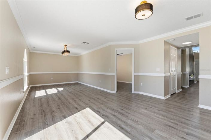 Image No.14-5 Bed Property for sale