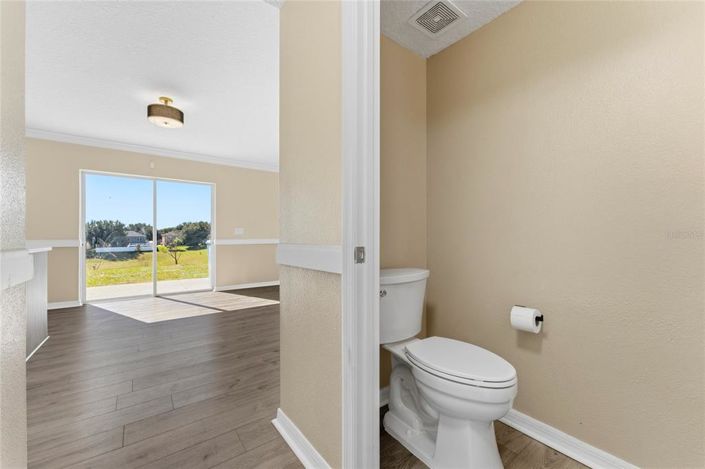 Image No.17-5 Bed Property for sale