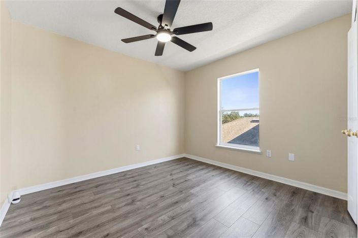 Image No.36-5 Bed Property for sale