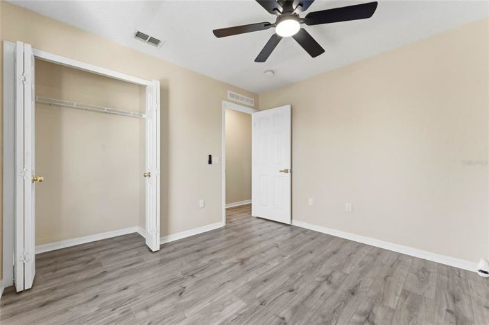 Image No.37-5 Bed Property for sale