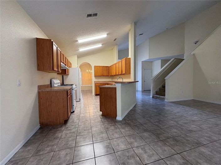 Image No.15-3 Bed Property for sale