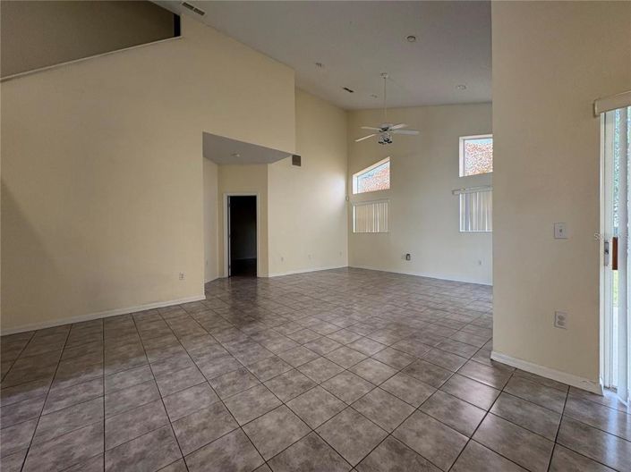 Image No.17-3 Bed Property for sale