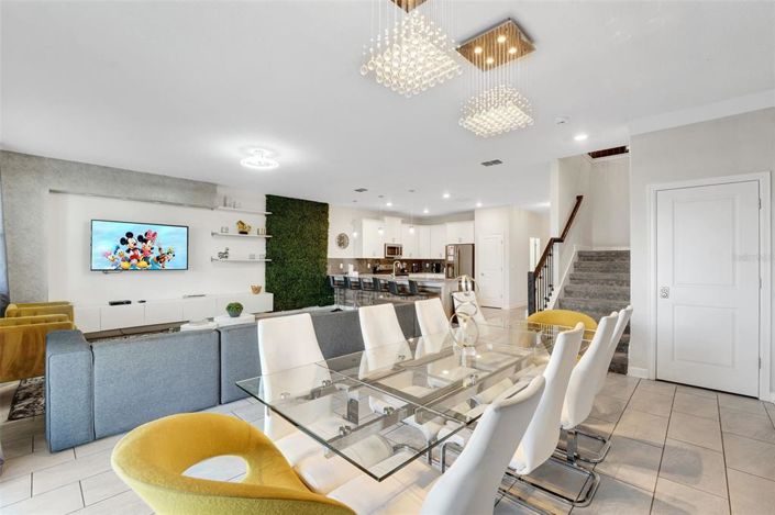 Image No.11-8 Bed Property for sale