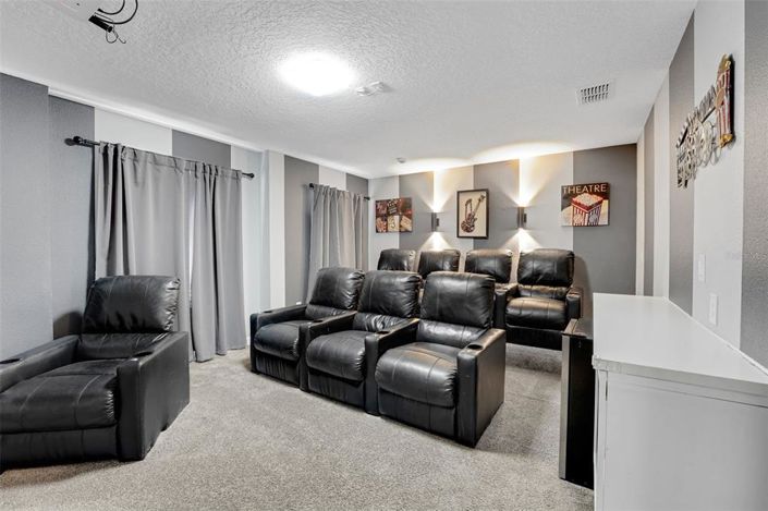 Image No.43-8 Bed Property for sale