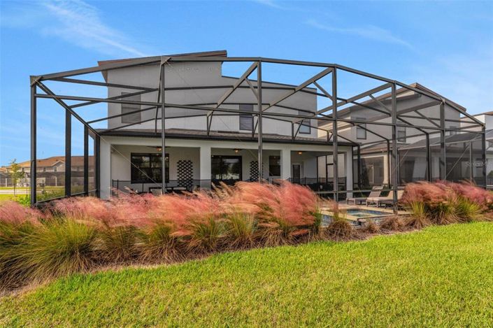 Image No.65-8 Bed Property for sale