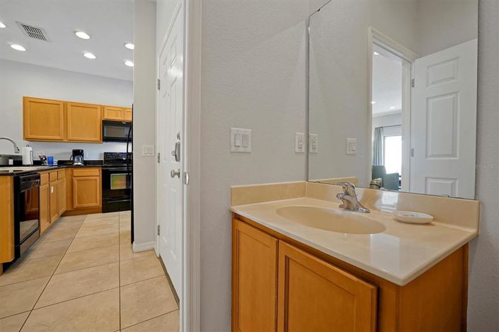 Image No.16-2 Bed Townhouse for sale