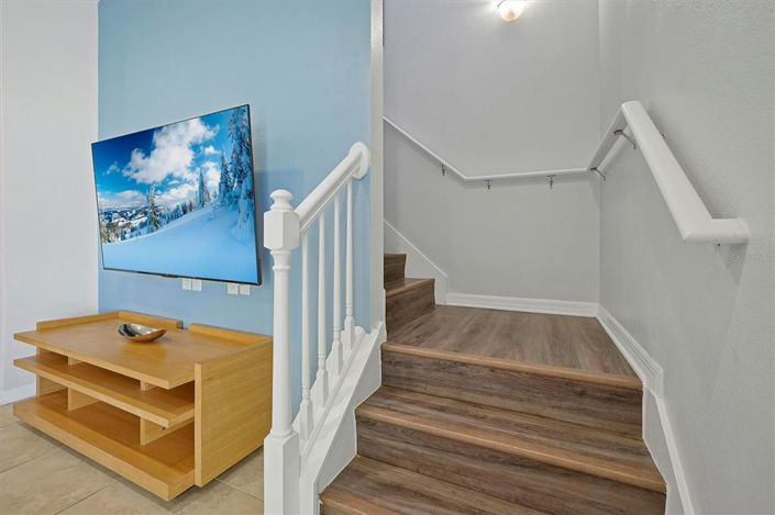 Image No.24-2 Bed Townhouse for sale