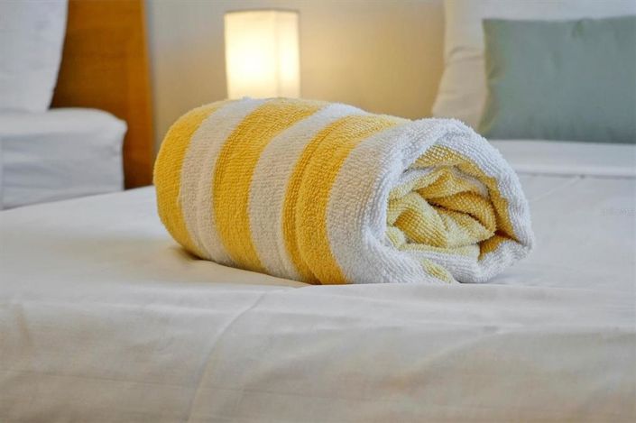 Image No.34-2 Bed Townhouse for sale