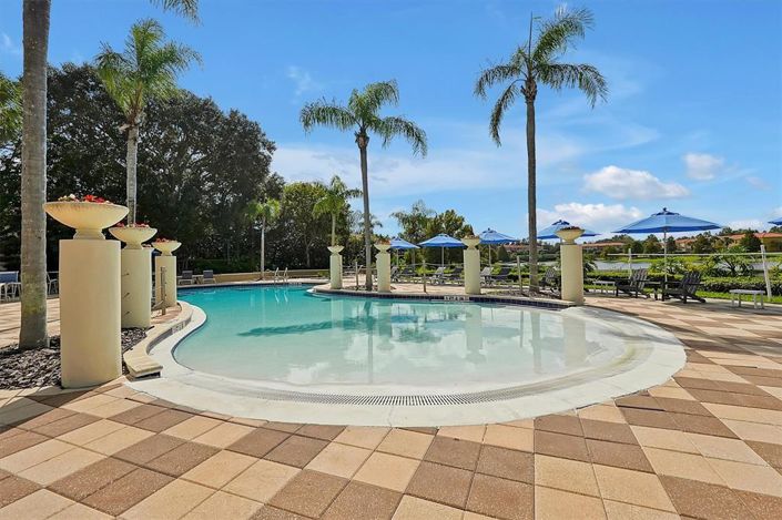 Image No.46-2 Bed Townhouse for sale