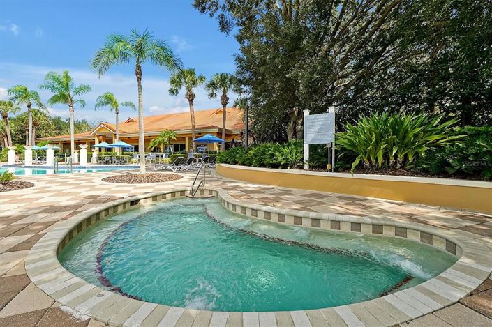 Image No.50-2 Bed Townhouse for sale