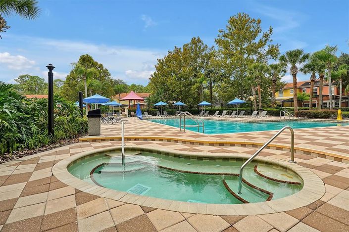 Image No.52-2 Bed Townhouse for sale