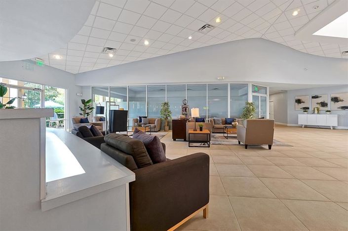 Image No.59-2 Bed Townhouse for sale