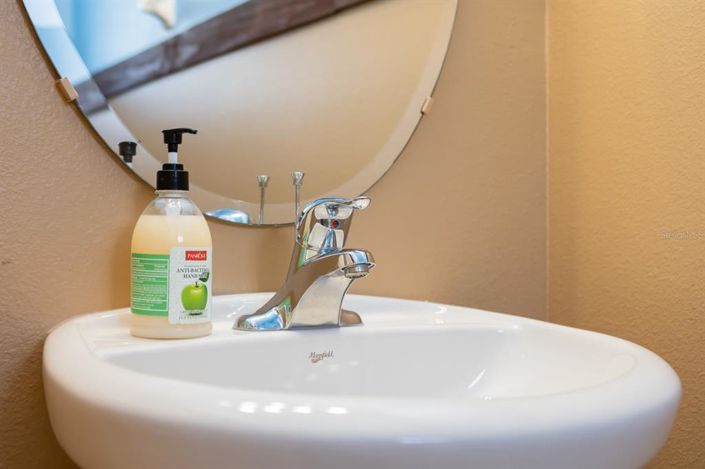 Image No.24-3 Bed Townhouse for sale