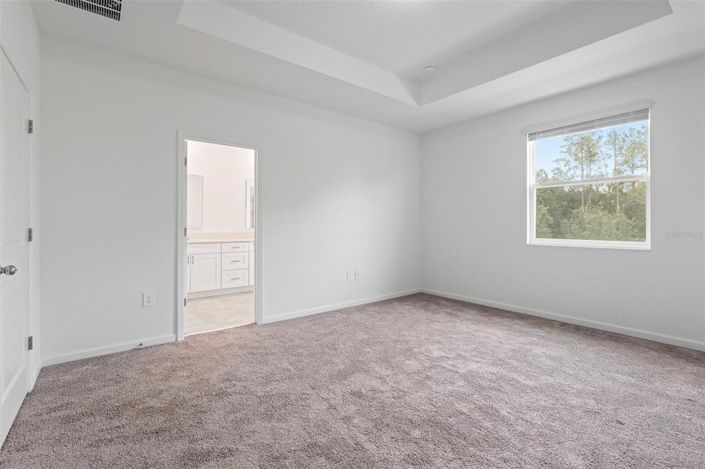 Image No.17-3 Bed Townhouse for sale