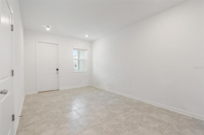 Image No.2-3 Bed Townhouse for sale