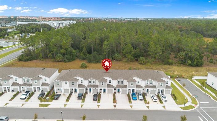 Image No.26-3 Bed Townhouse for sale