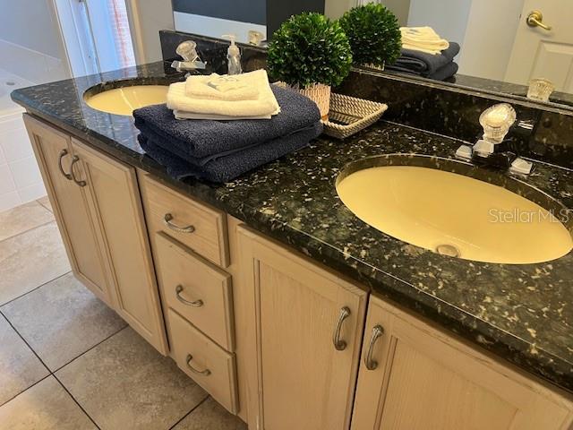 Image No.45-4 Bed Property for sale