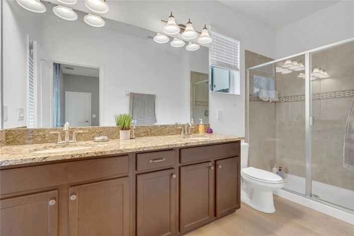 Image No.30-5 Bed Property for sale