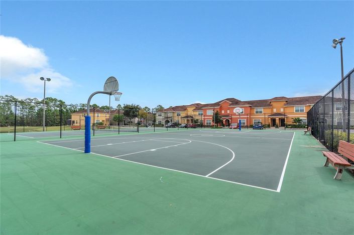 Image No.63-5 Bed Property for sale