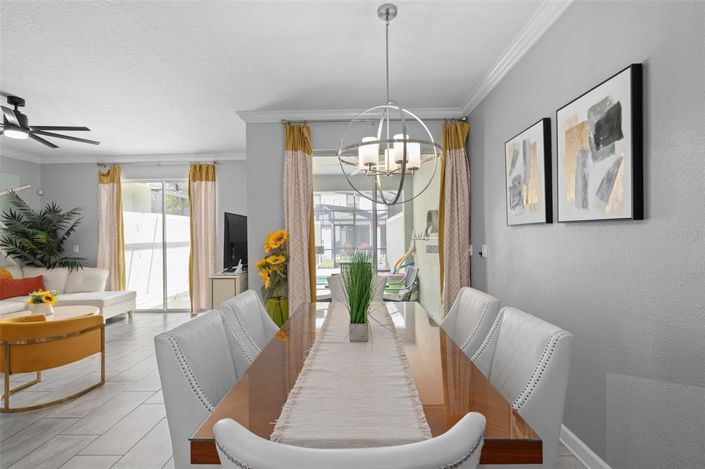 Image No.10-4 Bed Townhouse for sale