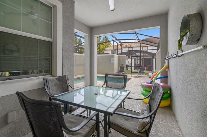 Image No.30-4 Bed Townhouse for sale