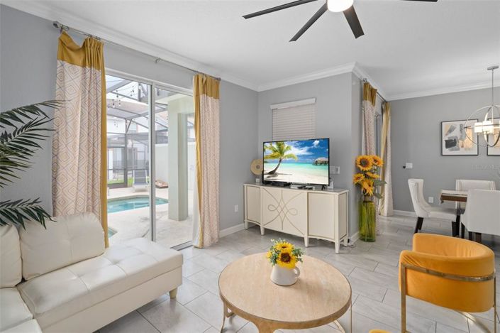 Image No.37-4 Bed Townhouse for sale