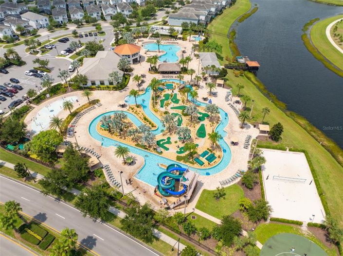 Image No.45-4 Bed Townhouse for sale