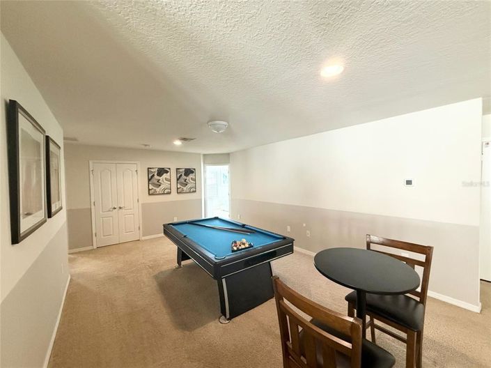 Image No.12-9 Bed Property for sale