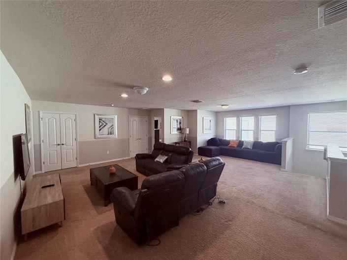 Image No.15-9 Bed Property for sale