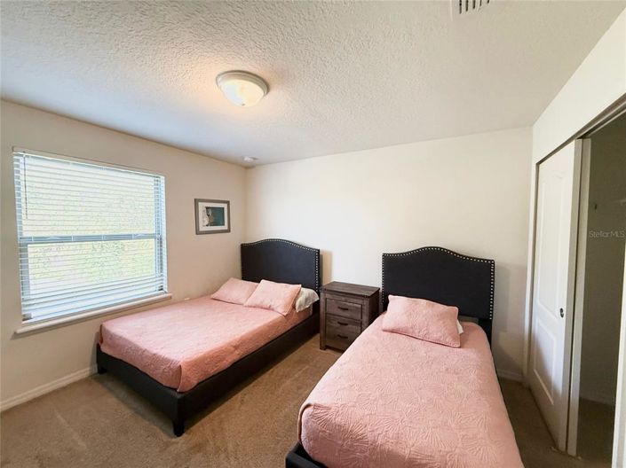 Image No.22-9 Bed Property for sale