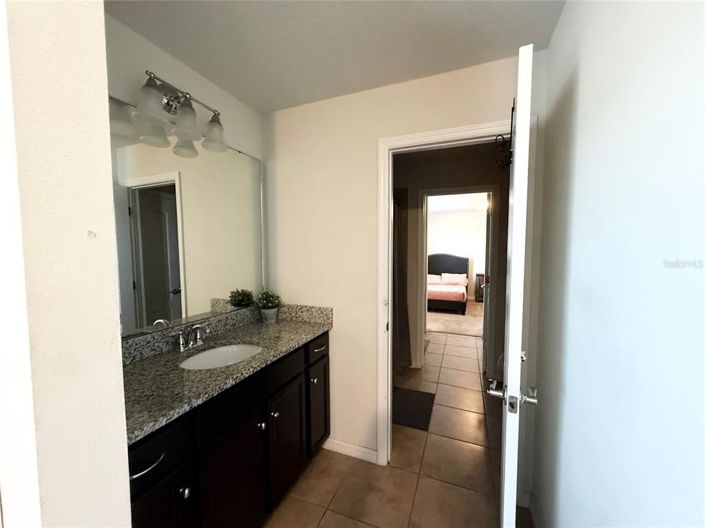 Image No.23-9 Bed Property for sale