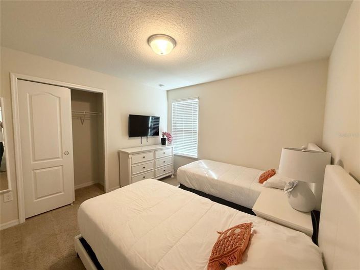 Image No.26-9 Bed Property for sale