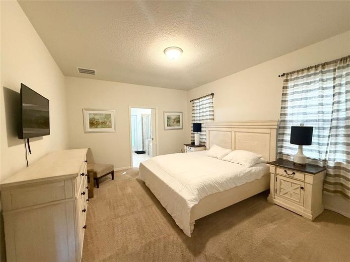 Image No.8-9 Bed Property for sale