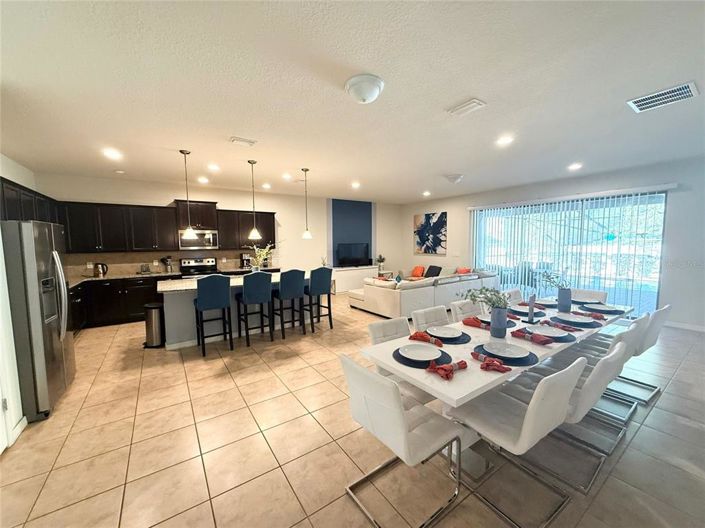 Image No.9-9 Bed Property for sale